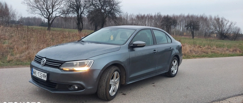 Volkswagen Jetta cena 21000 przebieg: 274000, rok produkcji 2013 z Warszawa małe 37